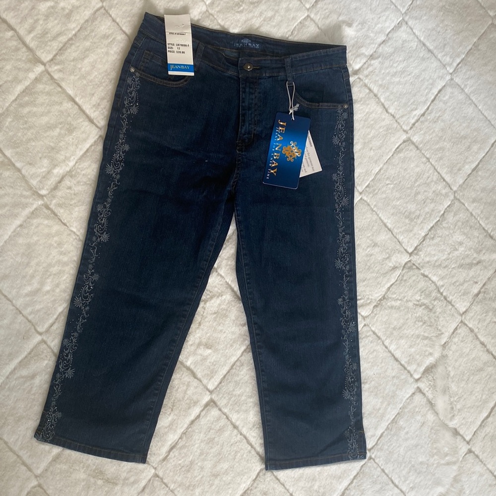JEANBAY brand new jeans size 12.